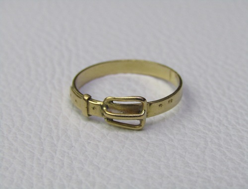 Anillo Dama — lote 210 del remate DICREP en Quillota