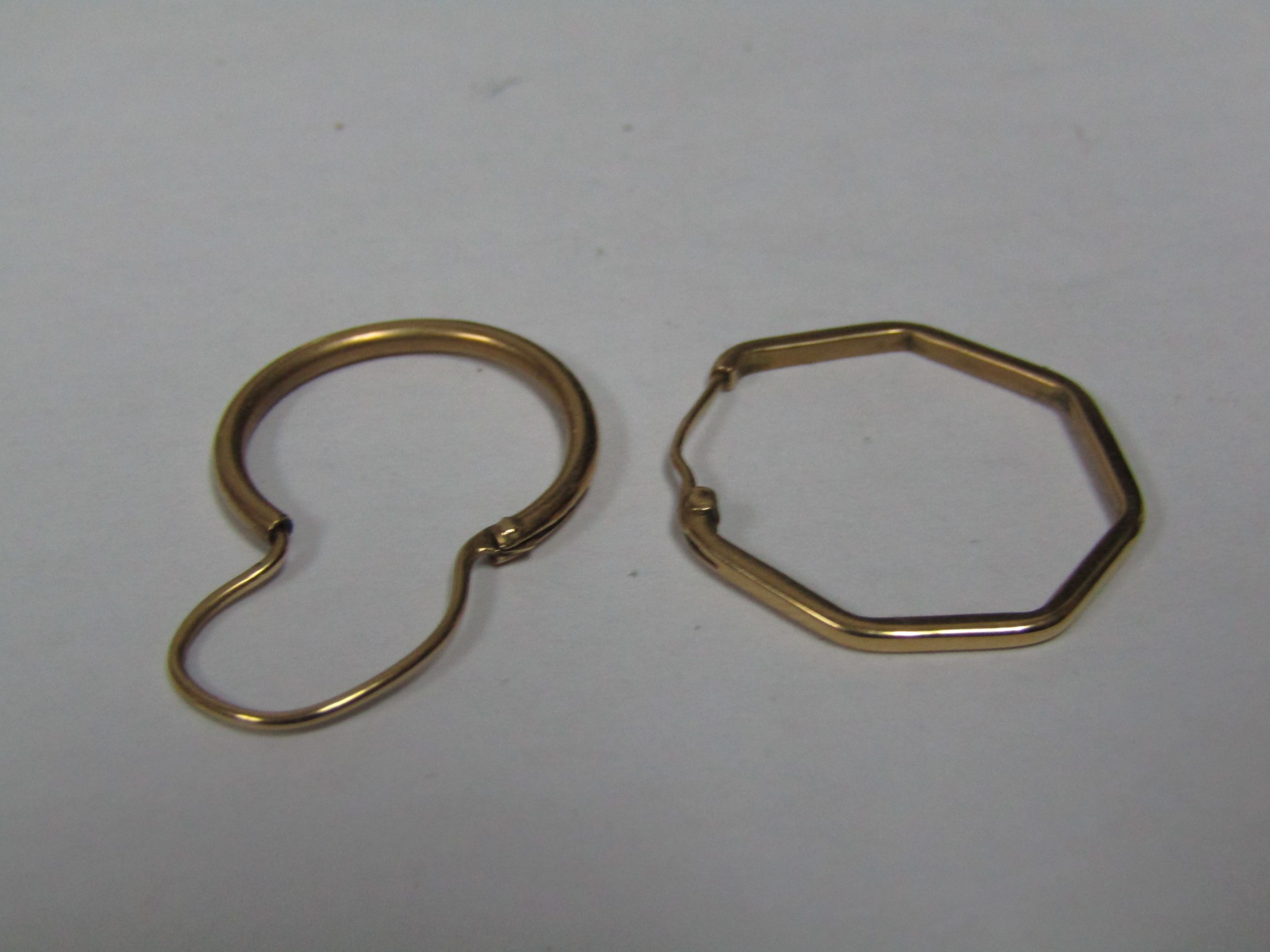 Dos Aros Solos — lote 111 del remate DICREP en Talca
