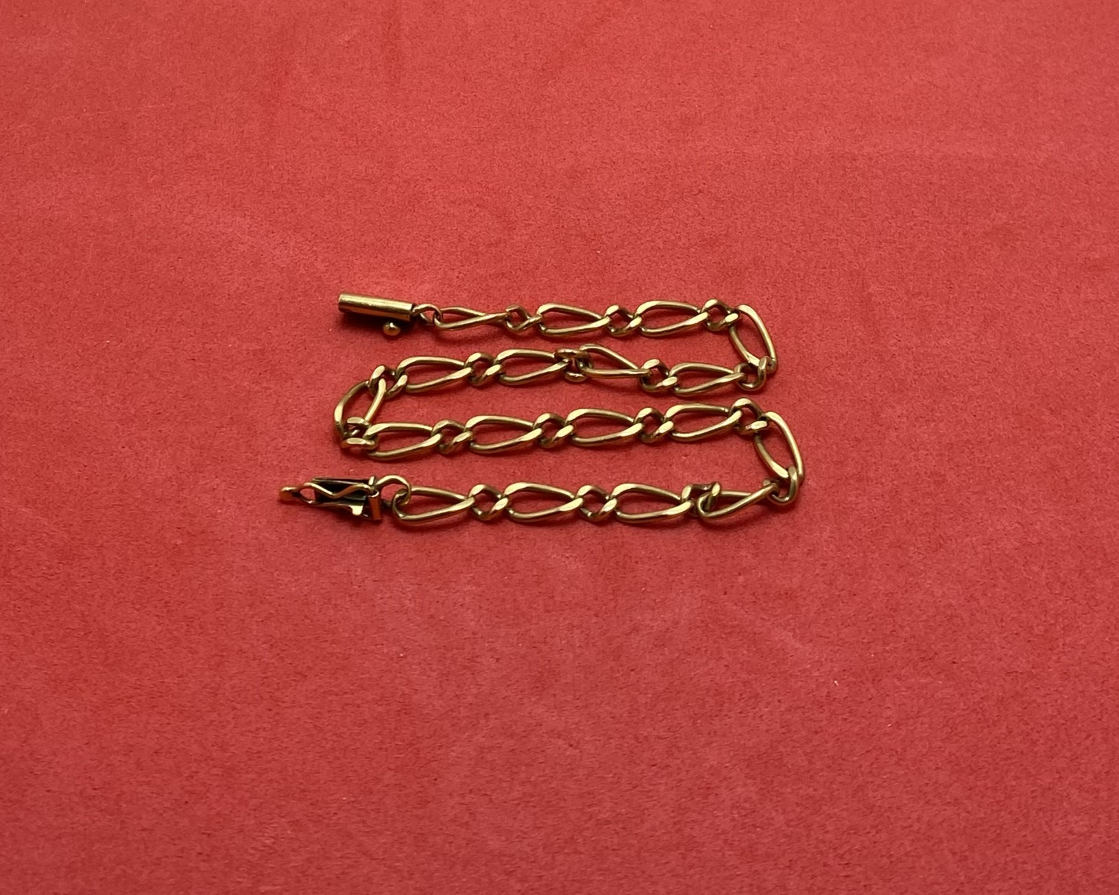 01 Pulsera Oro 18 Kts — lote 80 del remate DICREP en Valdivia