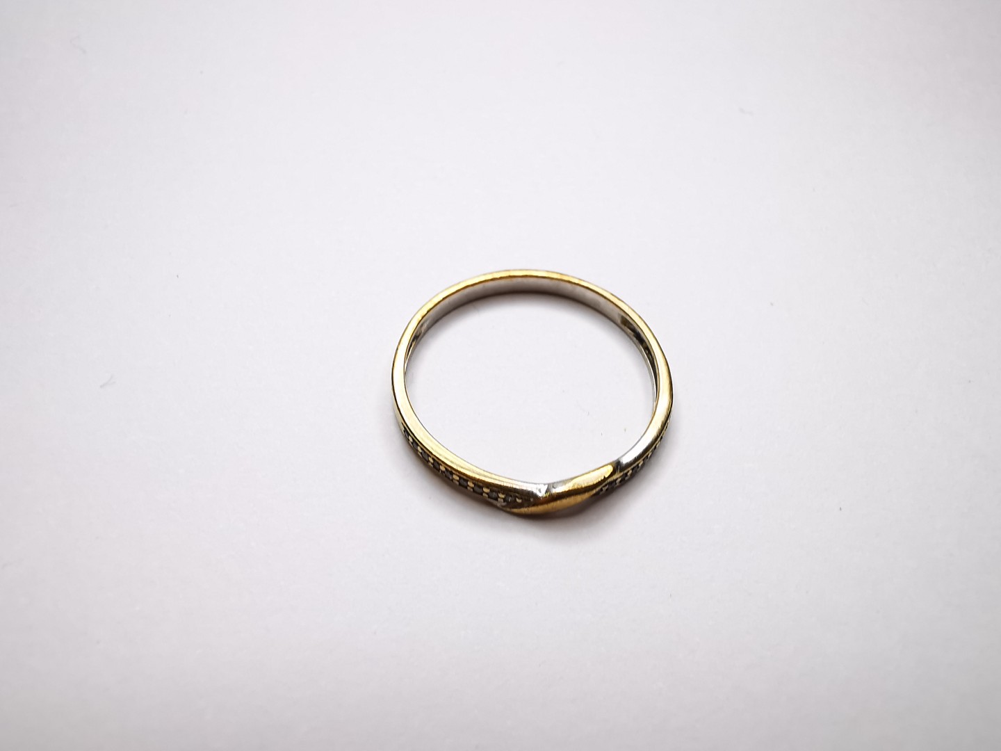 Anillo Dama Oro Blanco — lote 382 del remate DICREP en Valparaíso