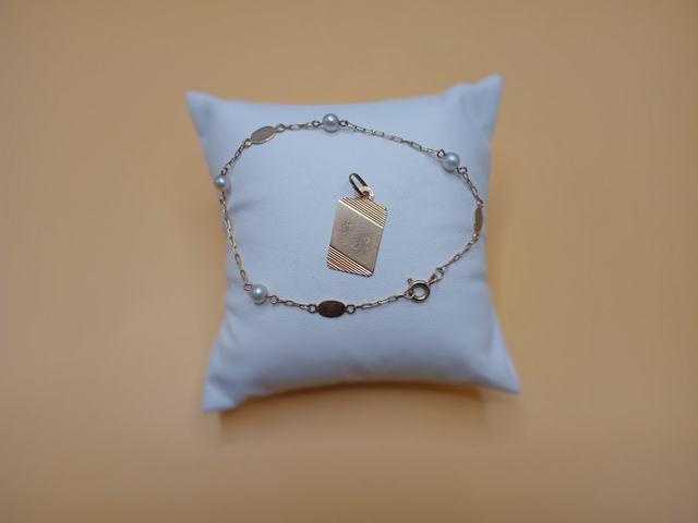 Colgante- Pulsera — lote 175 del remate DICREP en Puerto Montt
