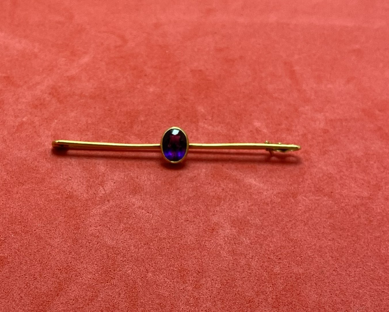 01 Pasador Corbata Hombr — lote 79 del remate DICREP en Valdivia