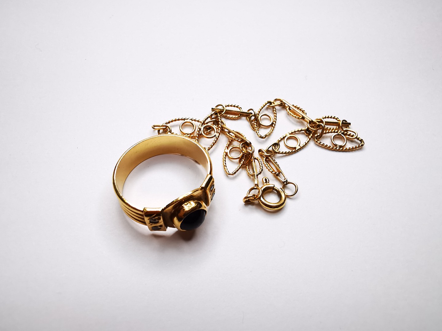 Anillo Dama - Pulsera — lote 388 del remate DICREP en Valparaíso