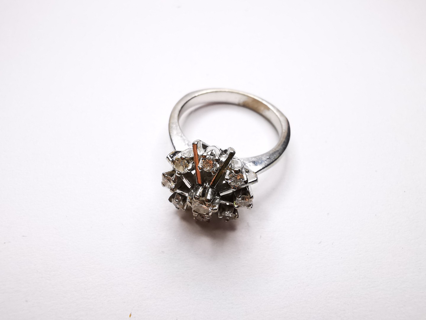 Anillo Dama Oro Blanco — lote 295 del remate DICREP en Valparaíso